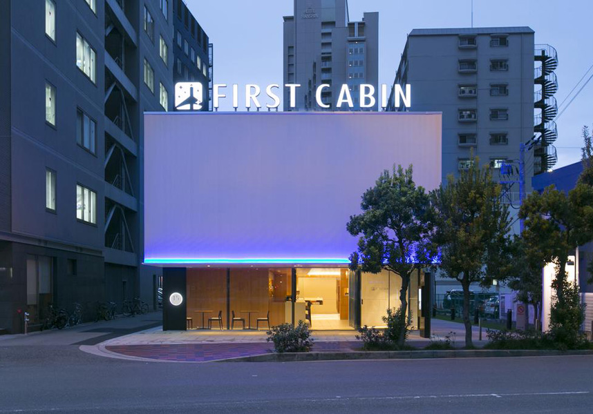 全室に薄型テレビが備わります。ファーストキャビン阪神西梅田の館内全域で無料Wi-Fiを利用できます。