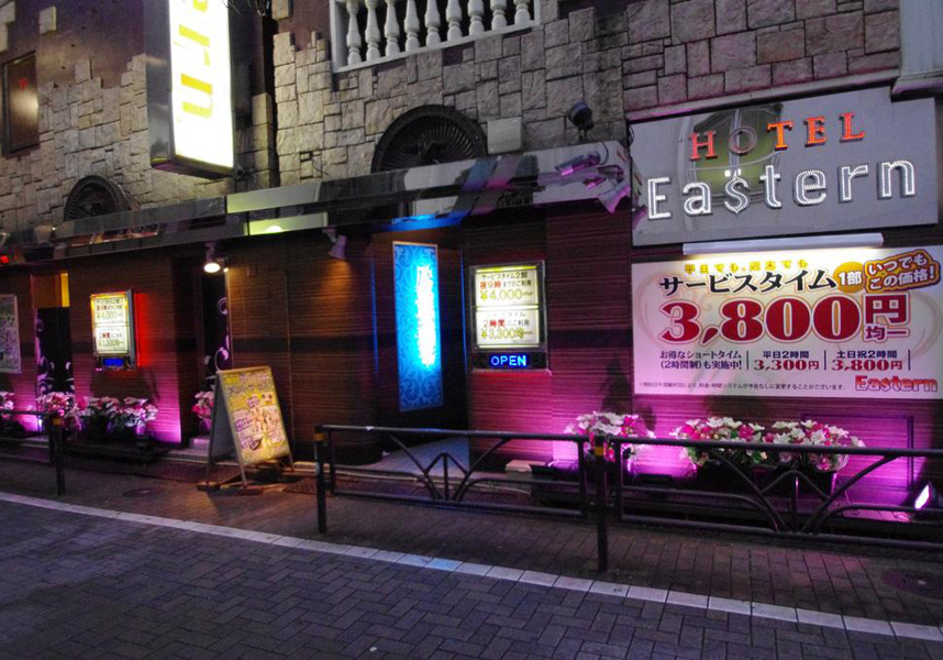 フロントデスクは24時間対応、館内全域での無料Wi-Fiを提供しています。