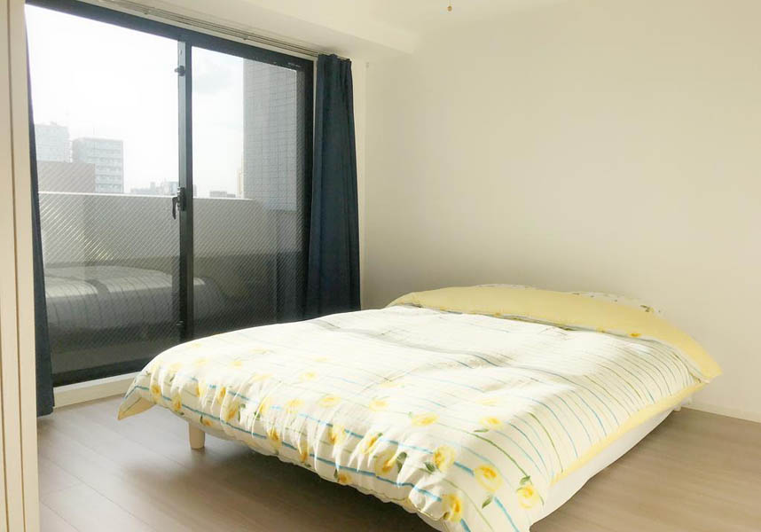 台東区浅草にあるAsakusa Apartment #602にはエアコン、独立したベッドルーム1室、設備の整ったキッチン(電子レンジ、冷蔵庫付)、バスルーム1室が備わります。